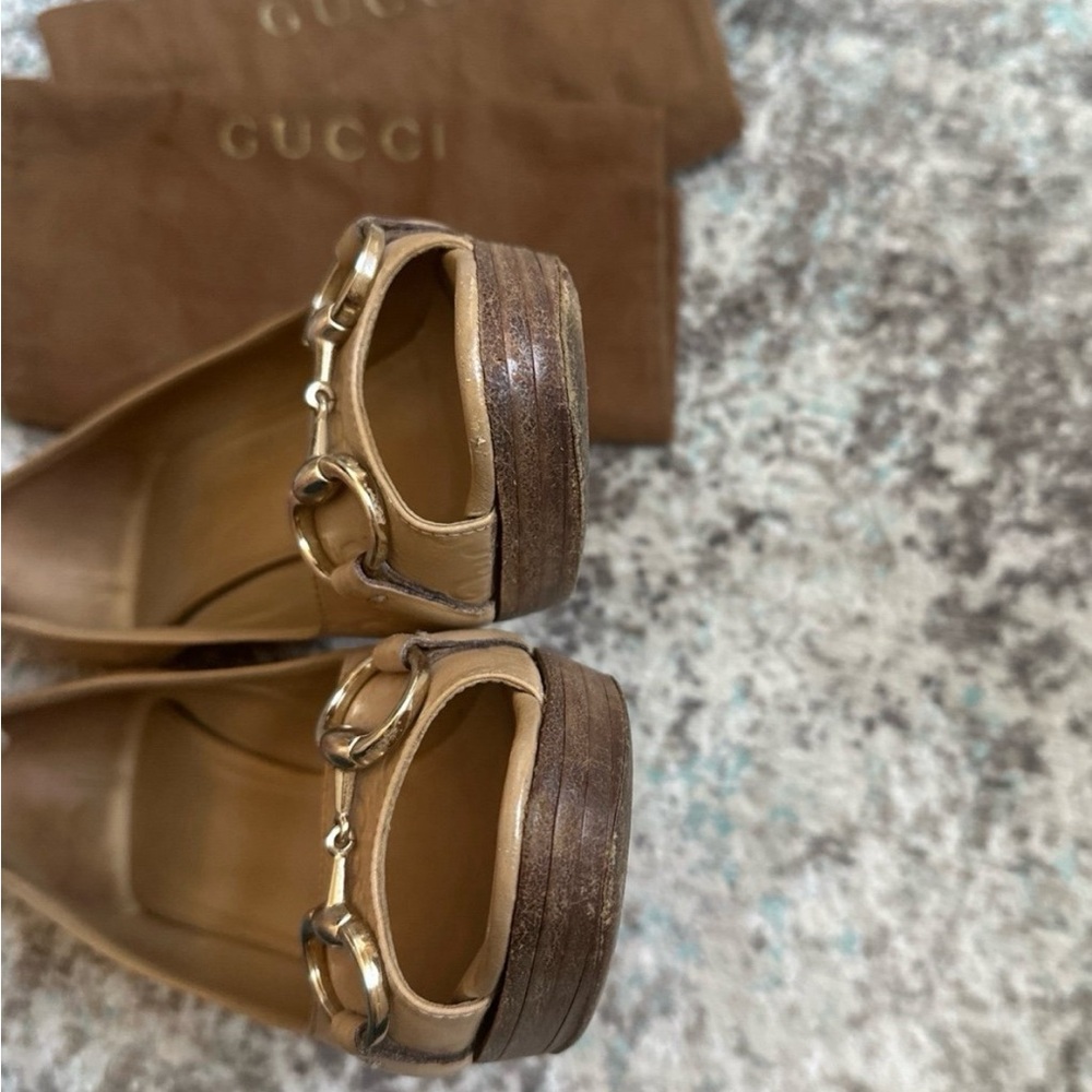 GUCCI Guccissima Horse-bit Leather Peep Toe Pump - Picture 13 of 15
